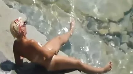 สาว ดู คลิป วีดีโอ x fucks แฟนของเธอในตูด