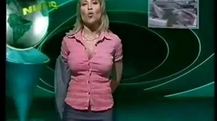 Elizabeth Romanova ให้ ดู วิดีโอ โป็ blowjob