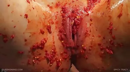 Jock fucks Mia Khalifa และ วิดีโอ โป cums บนหัวนม