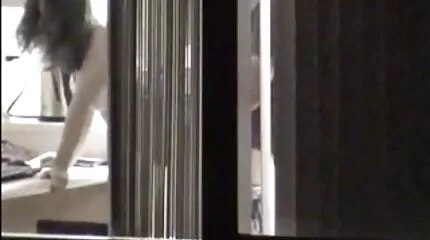 สาว ๆ เพลิดเพลินกับสมาชิกของนักฟุตบอล คลิป วิดีโอ โป็